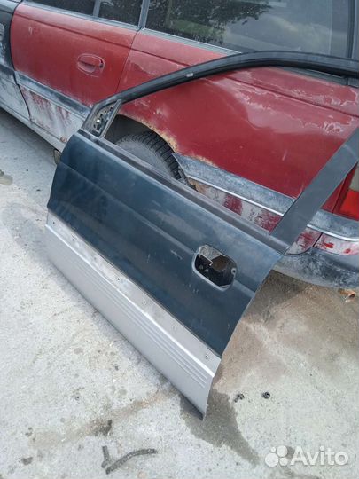 Дверь передняя левая Mitsubishi RVR Z N11W