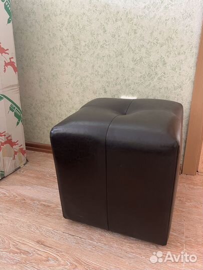 Пуфик в прихожую