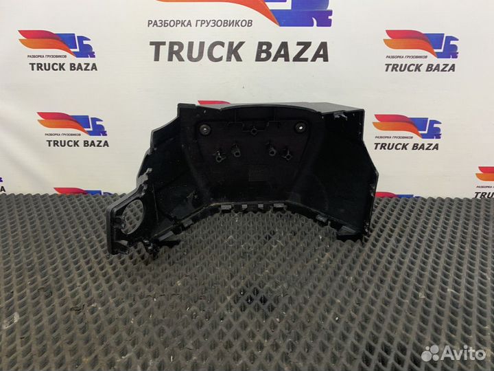 Кожух рулевой колонки Renault T