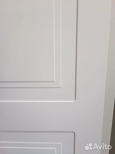 Межкомнатная дверь белоснежная