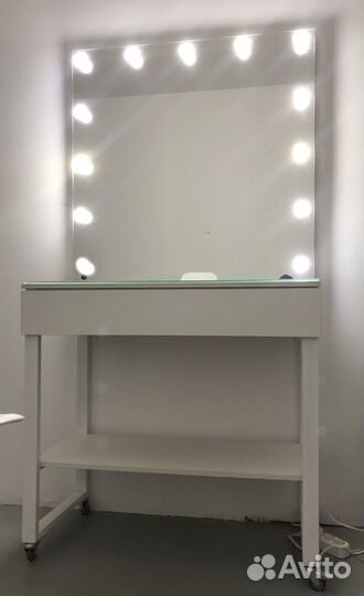 Гримерный станция с зеркалом бу