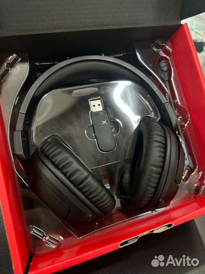 Новые наушники Hyperx Cloud Flight