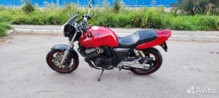 Honda cb400sf