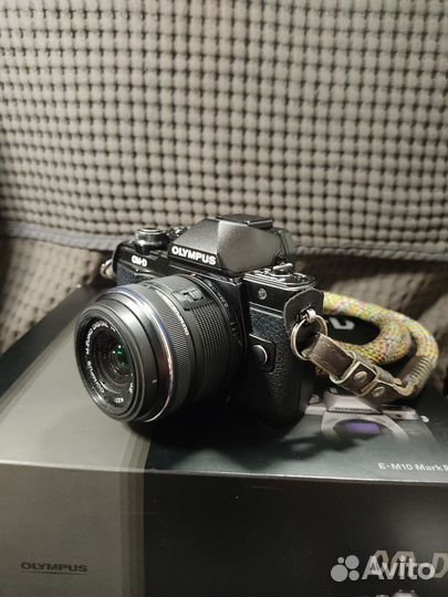 Фотоаппарат Olympus om-d e-m10 mark ii + допы
