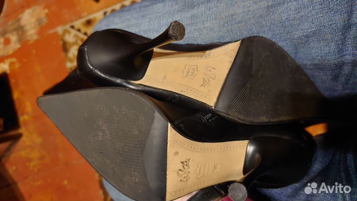 Женские сапоги Liska