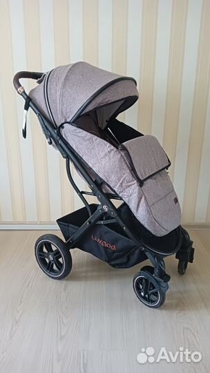 Прогулочная коляска luxmom всесезонная