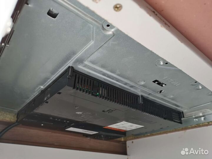 Варочная индукционная панель Hotpoint Ariston