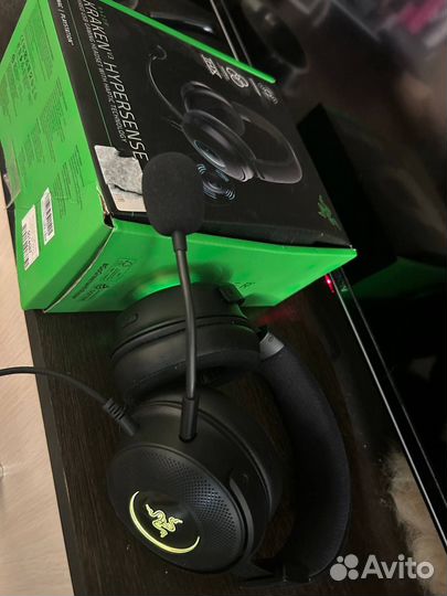Игровые наушники razer kraken v3 hypersense