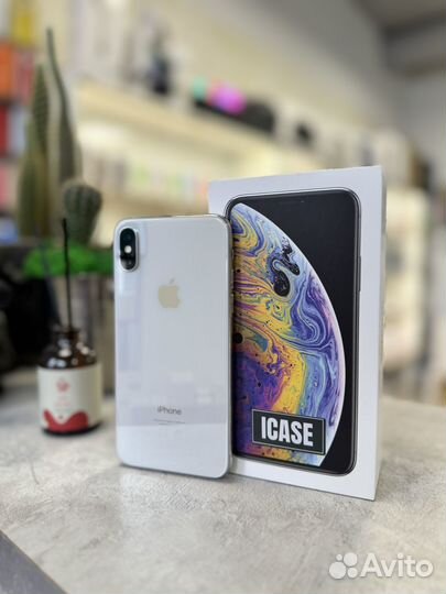 iPhone Xs, 64 ГБ