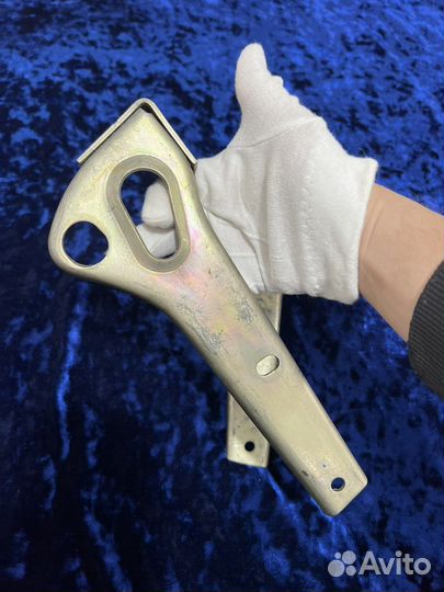 Ваз 2106 передние кронштейны СССР