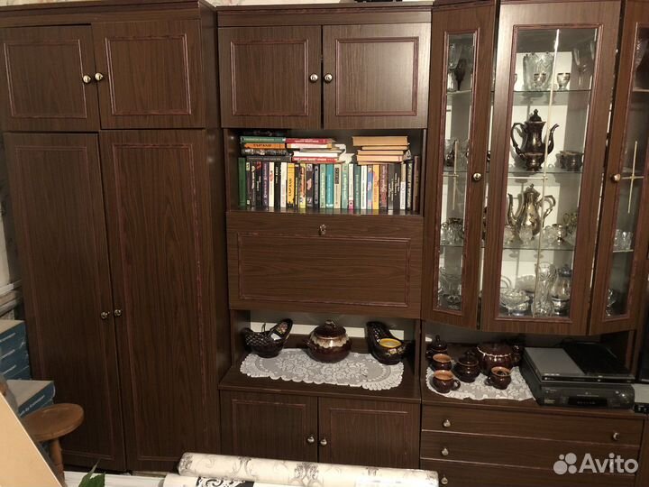 Стенка в гостиную бу