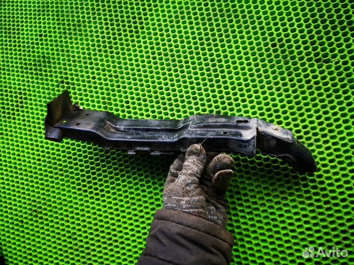 Защитный кожух проводки для Skoda Octavia 04-13