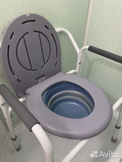 Кресло туалет для пожилых