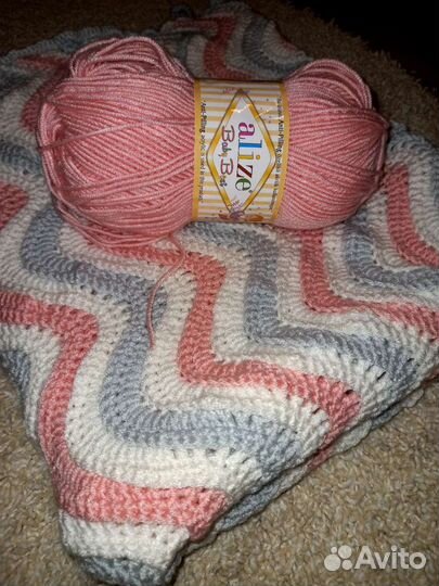 Плед крючком (новый)