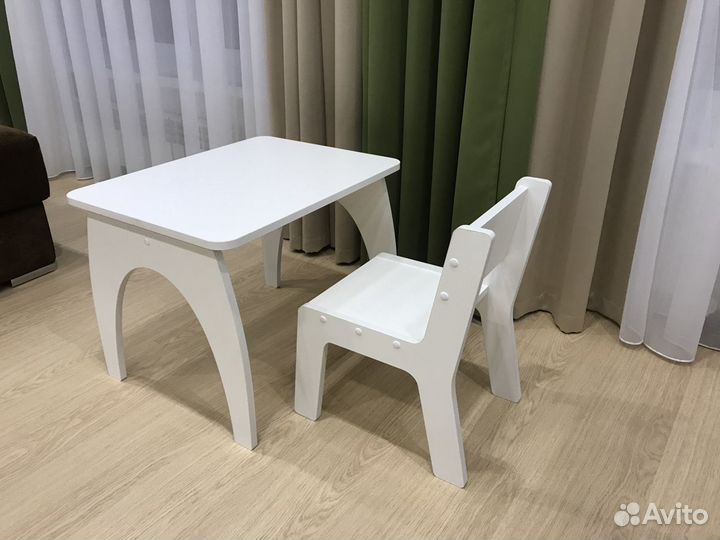 Детский стол и стул
