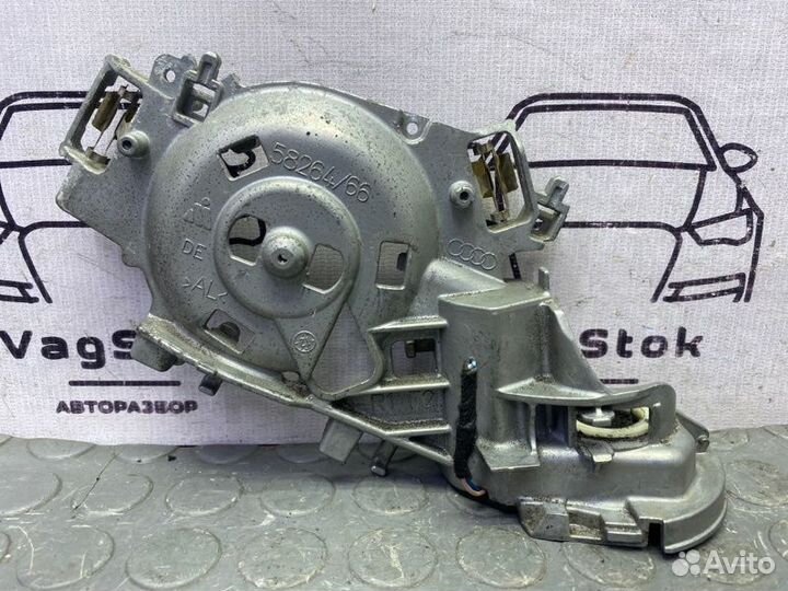 Моторчик складывания механизма зеркала правый Audi