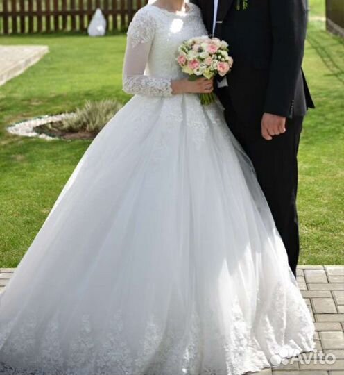 Свадебное платье