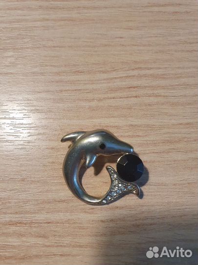 Броши набор