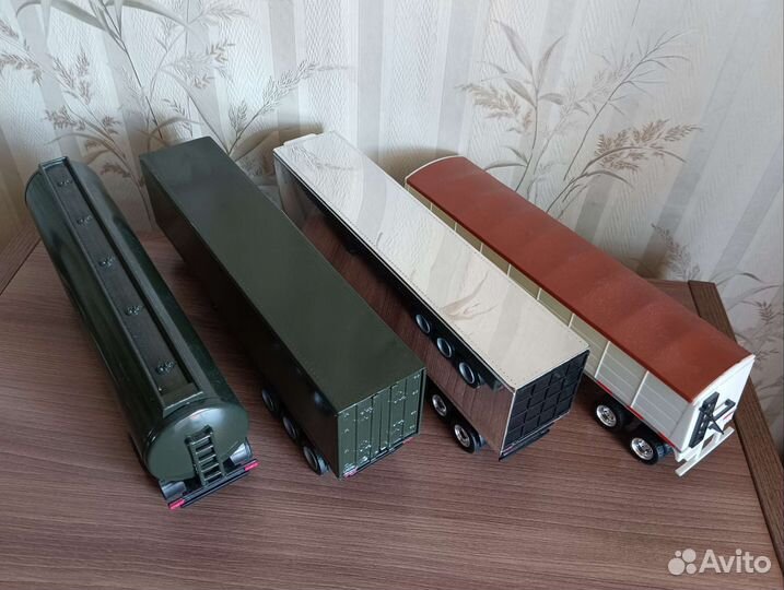 Полуприцепы от New Ray
