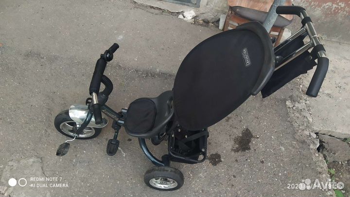 Детский трехколесный велосипед