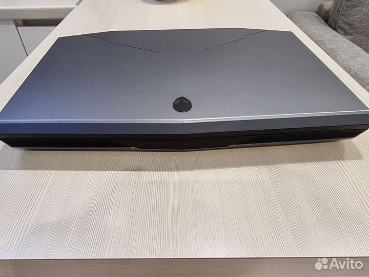 Dell alienware 17