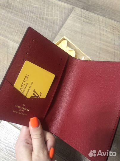 Обложка на паспорт louis vuitton жираф