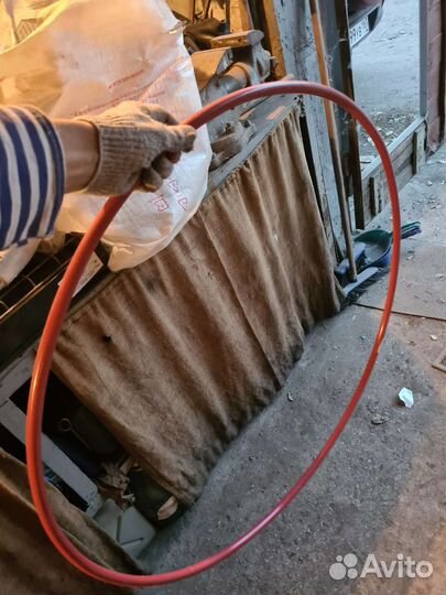 Обруч хулахуп красный.не пользовались