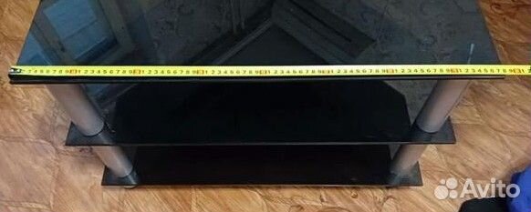 Стеклянная угловая тумба под тв