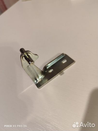 Петля для холодильника