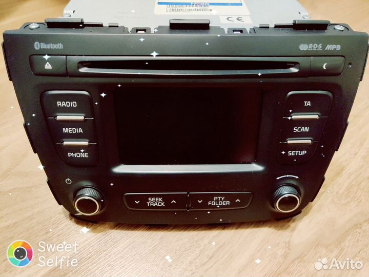 Штатная автомагнитола на KIA sorento