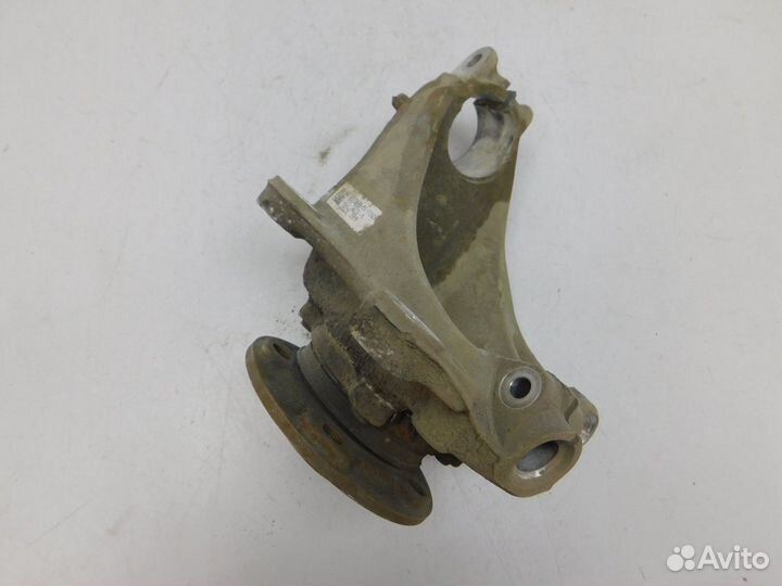 Цапфа/кулак поворотный передний правый BMW X2