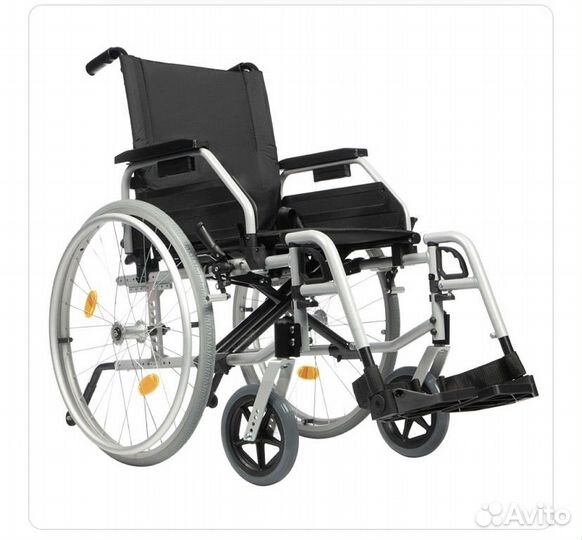 Кресло-коляска с ручным приводом