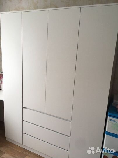 Шкаф распашной новый Норд