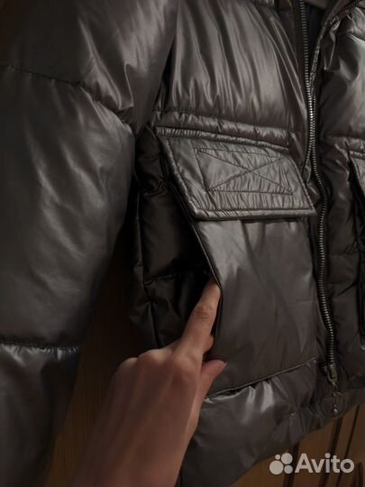 Пуховик в отличном состоянии