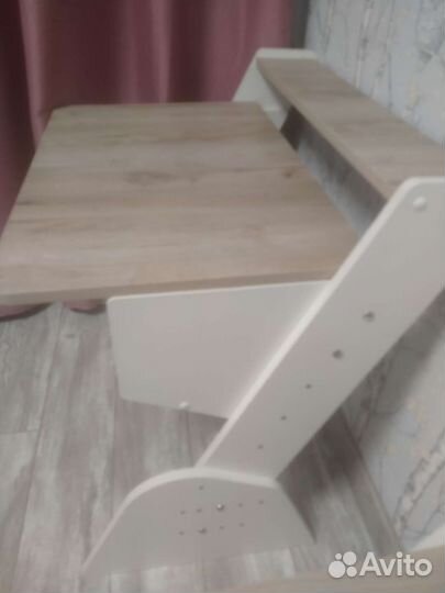 Растущая парта и стул