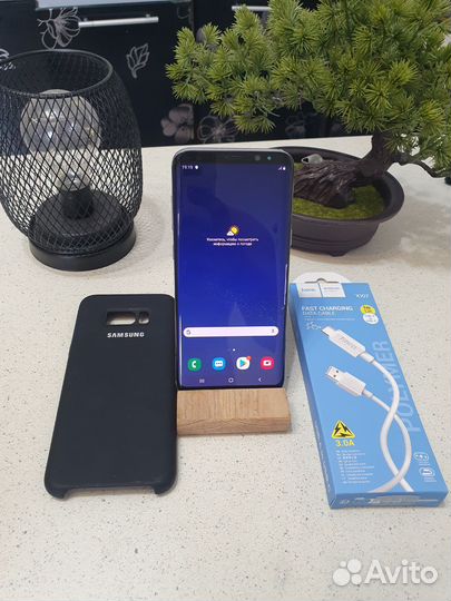 Samsung Galaxy S8+, 4/64 ГБ