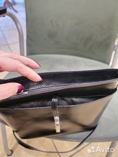 Сумка женская натуральная кожа бу через плечо