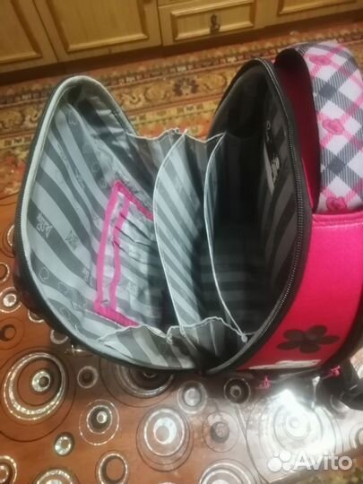 Рюкзак школьный для девочек фирмы Делуне