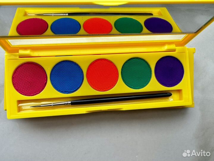 Suva Beauty UV Brights палетка аквалайнеров