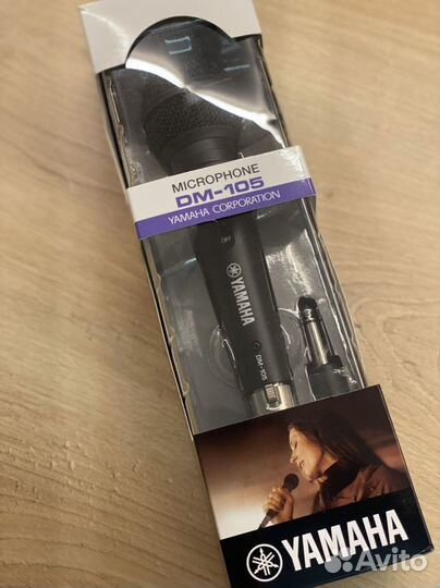 Микрофон для караоке Yamaha DM 105