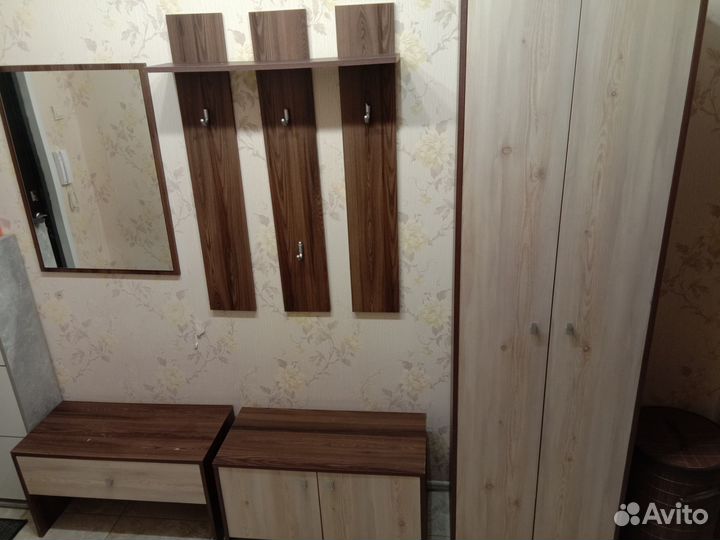 Мебель бу прихожая