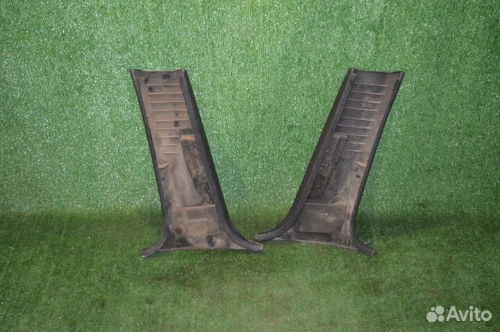 Обшивка стойки mitsubishi Carisma