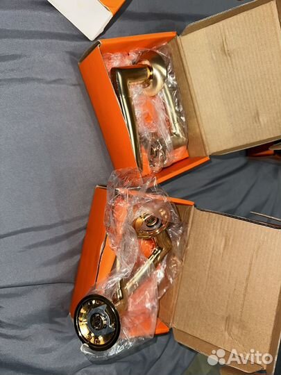 Дверные ручки