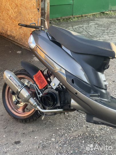 Продам Скутер 200 кубов
