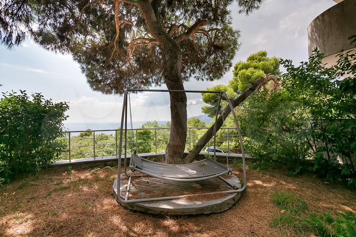 Дом 350 м² на участке 3 сот.