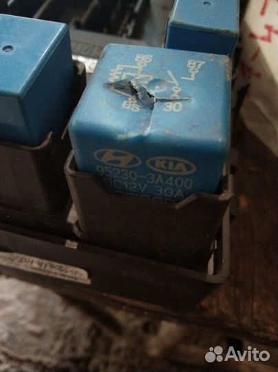 Блок предохранителей (в салон ) Hyundai Getz