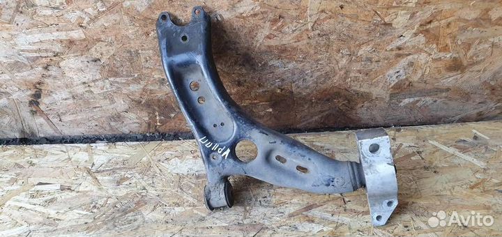 Рычаг передний правый Volkswagen Tiguan 2007-2011