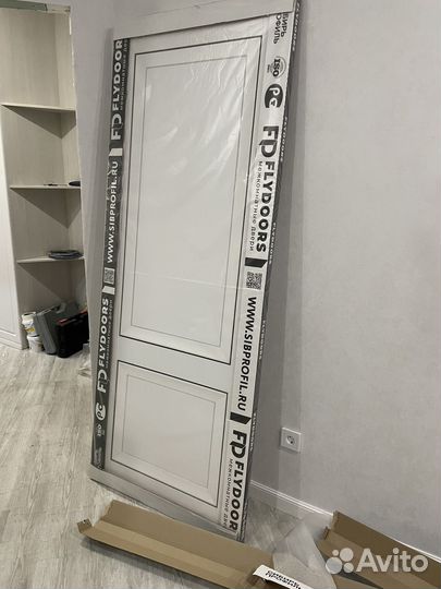 Двери межкомнатные белые новые