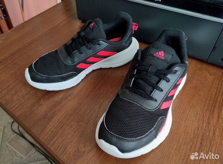 Кроссовки adidas детские. Оригинал. 36 - 37