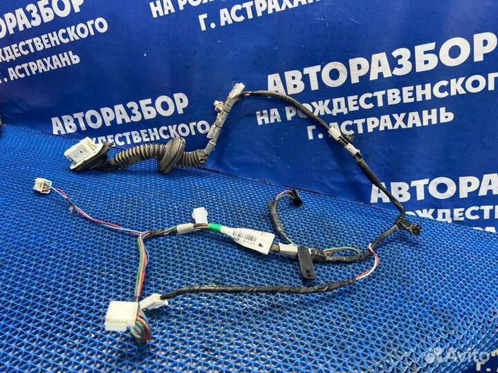 Проводка двери Toyota Auris хэтчбек 1ZR 2007